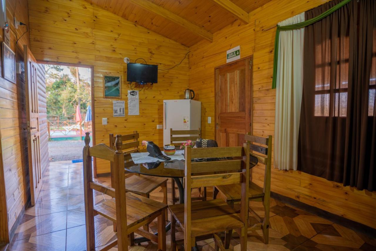 Cabanas La Quinta Puerto Iguazu Exterior photo